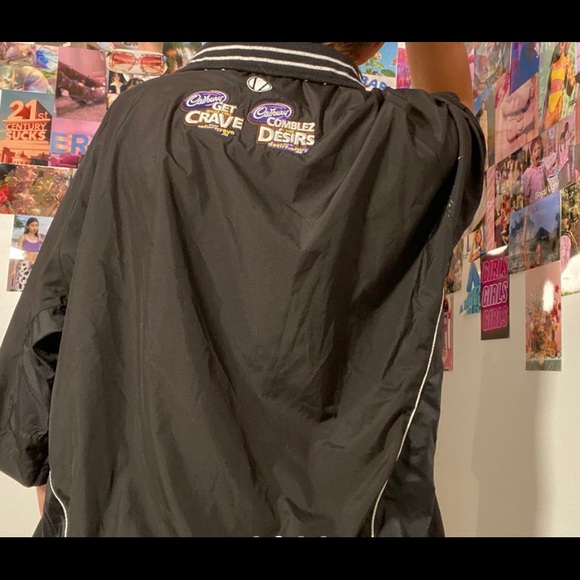 Short sleeved black quarter zip windbreaker - Picture 2 of 4